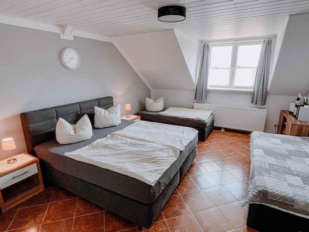 Apartment 2 *